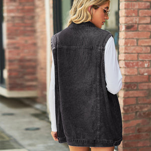 PREORDER: The Janie Jean Vest with Detachable Hood 1.20.25 osym