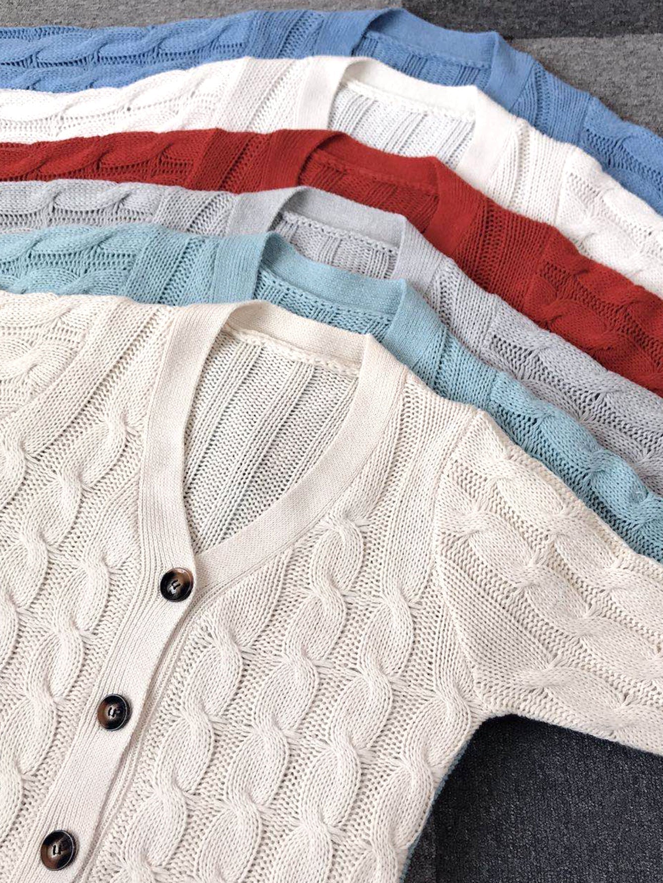 PREORDER: MAGS CABLE KNIT CARDI 11.24.25 OSYM