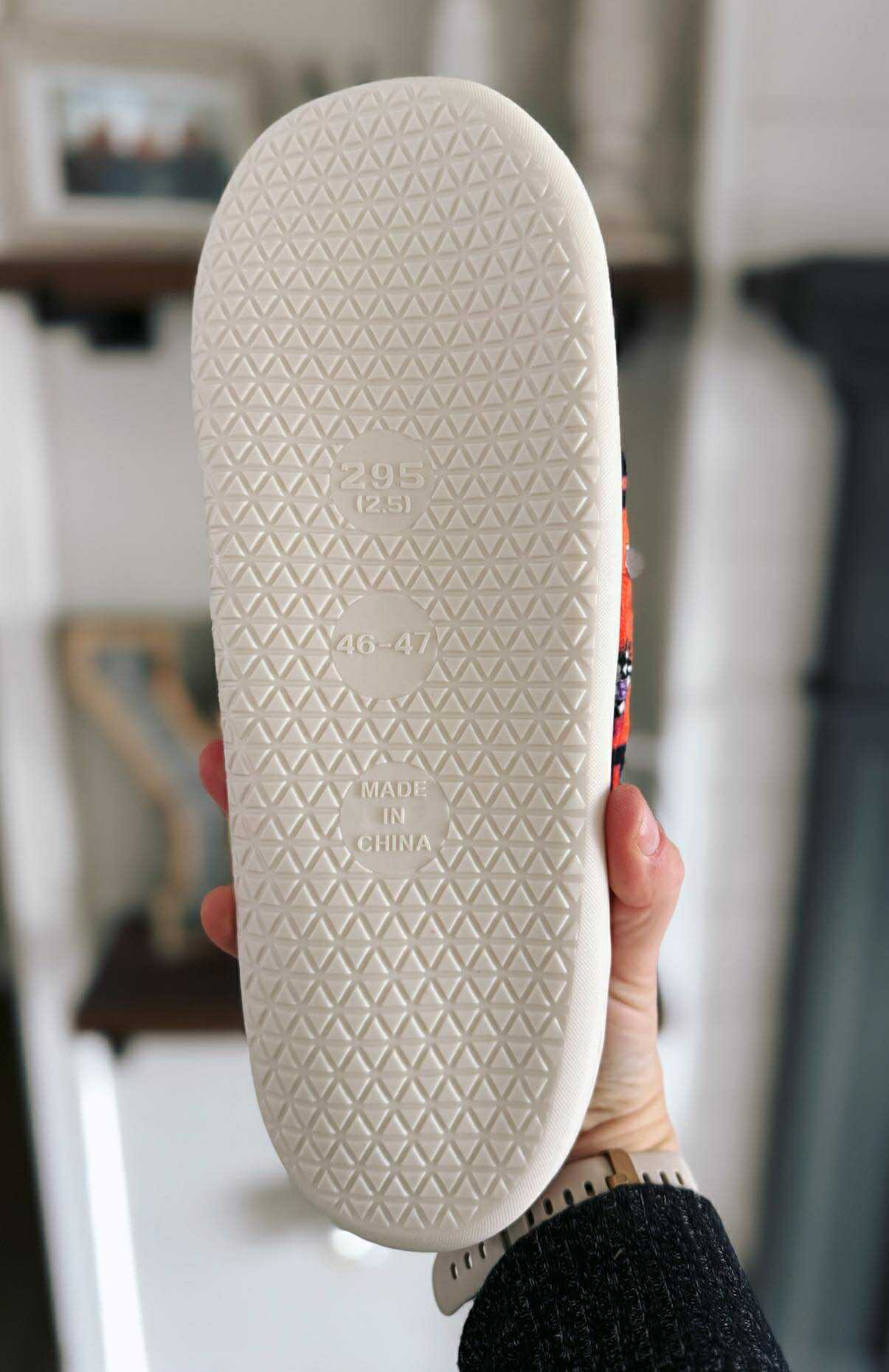 PREORDER: RERUN CUSTOM SLIPPERS 12.15.25