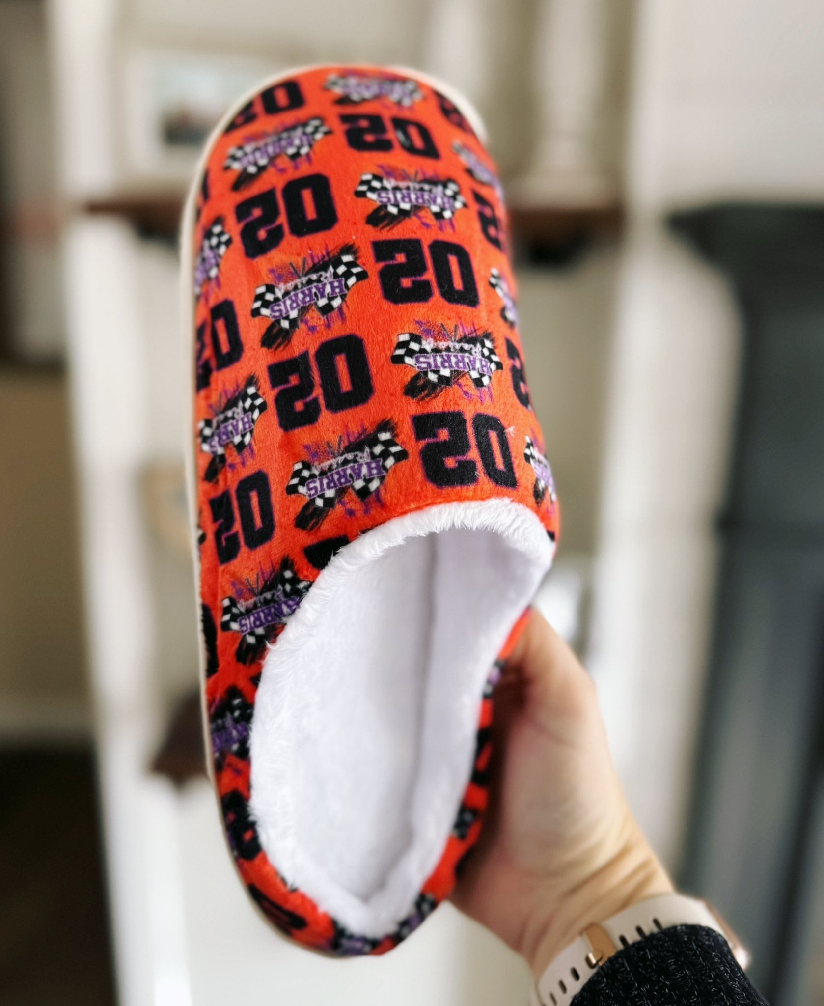 PREORDER: RERUN CUSTOM SLIPPERS 12.15.25