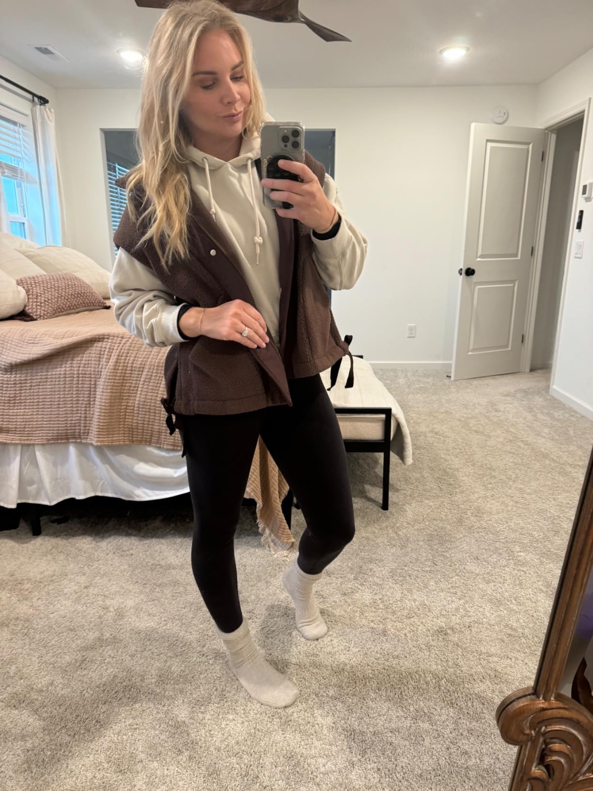 PREORDER: RERUN Wrenlee Fleece Vest 12.15.25 osym