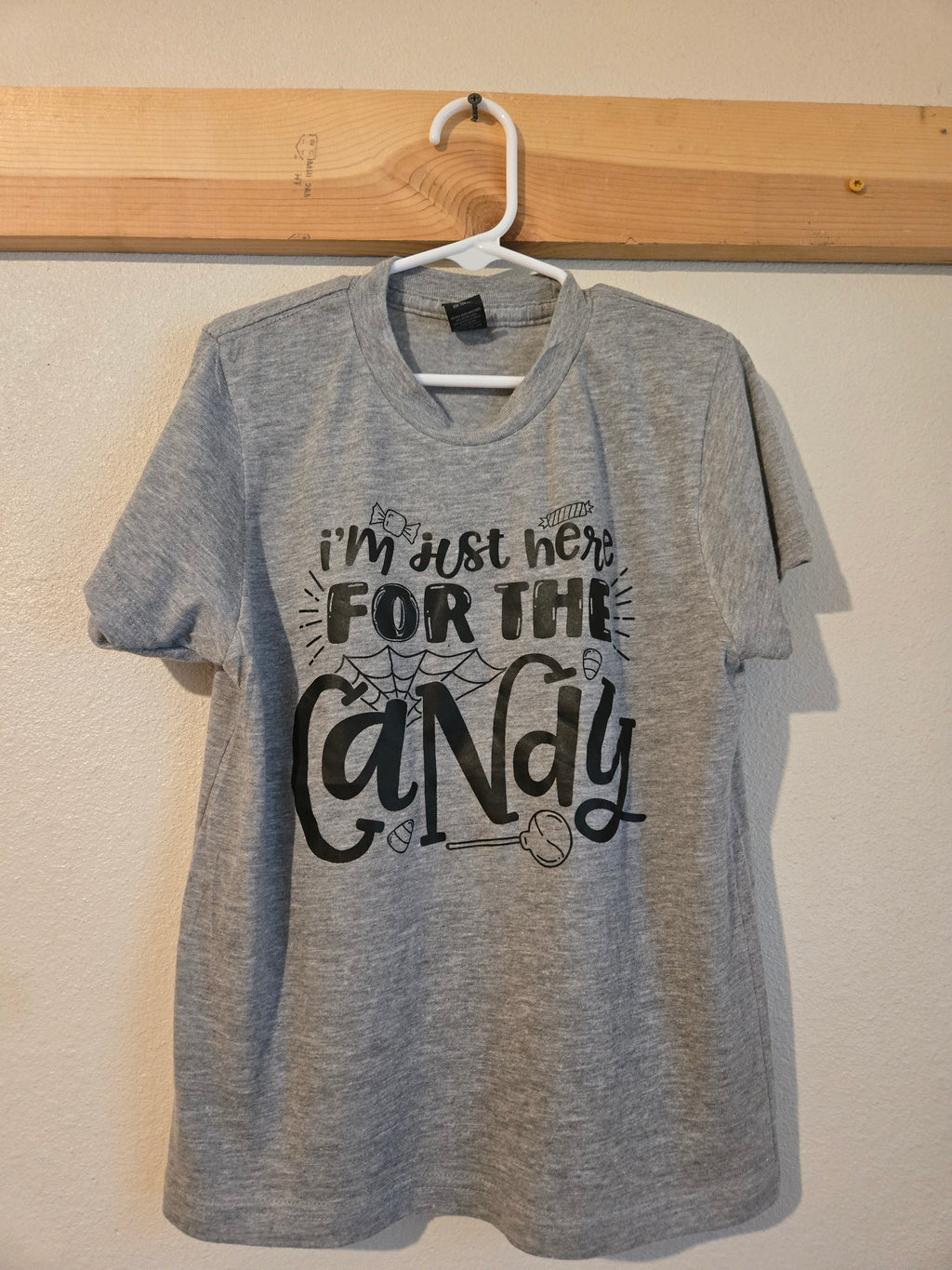 I'm just here for the candy youth, small